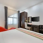 Flower Hotel